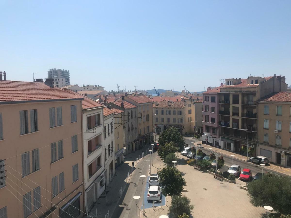 טולון Appartement Proche Centre Ville, Port, Et Mont Faron מראה חיצוני תמונה
